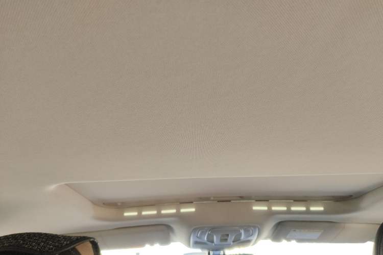 Used Roewe D7 2023 DMH 125km Superior Edition
