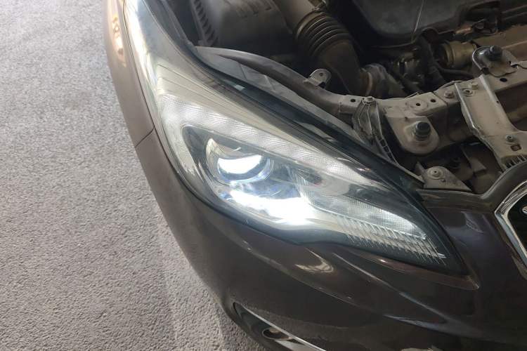 Used Buick Envision 2018 20T Two-Wheel Drive Luxury Model