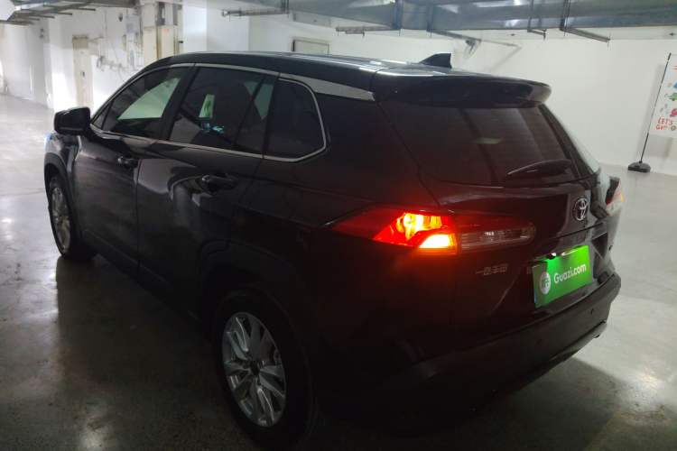 Used Toyota Corolla Cross 2024 2.0L Smart Electric Hybrid Dual-Engine Pioneer Edition
