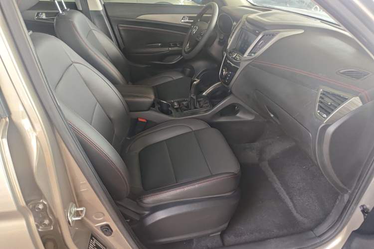 Used Changan CS75 2017 Shangku Edition 1.5T Manual ZhiXiang Model