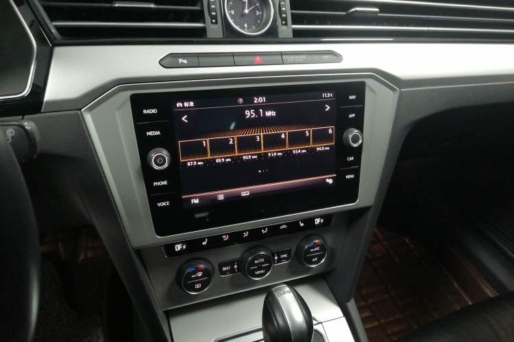 Used Volkswagen Variant 2018 380TSI Two-Wheel Drive Comfort Edition
