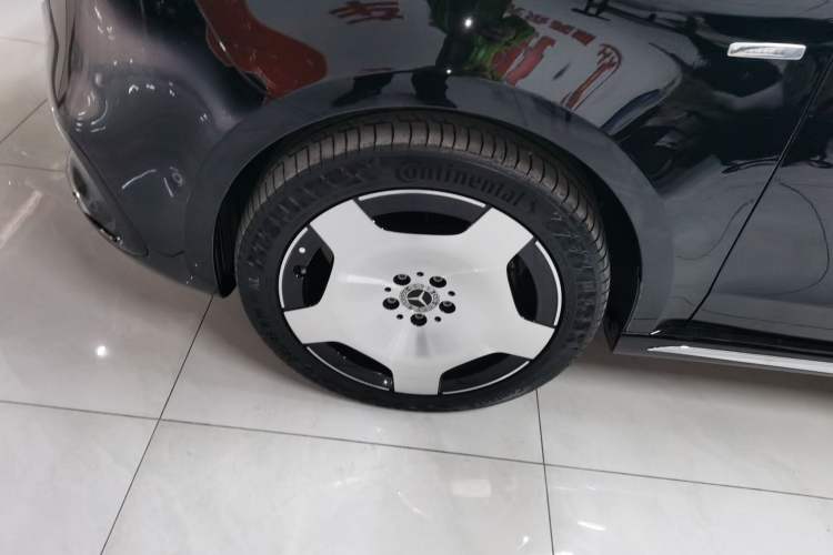 Used Mercedes-Benz V-Class 2024 V 300 L Long Wheelbase Luxury Edition
