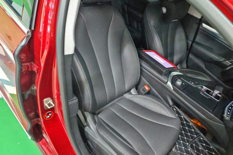 Used Geely Auto Emgrand GT 2018 1.5T MHEV Yaoxiang Edition
