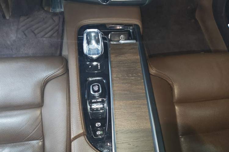 Used Volvo S90 2021 B5 Zhiyuan Luxury Edition
