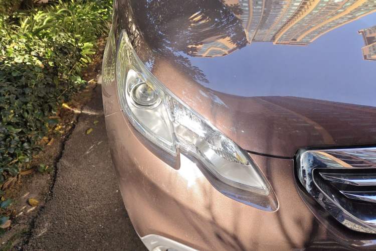 Used Peugeot 2008 2014 1.6L Automatic Fashion Edition