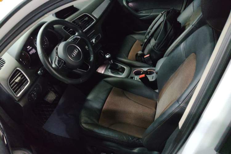 Used Audi Q3 2017 35 TFSI Fashion Model
