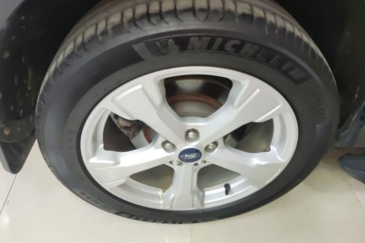 Used Ford Kuga 2018 Facelifted EcoBoost 180 Two-Wheel Drive Luxury Wing Edition