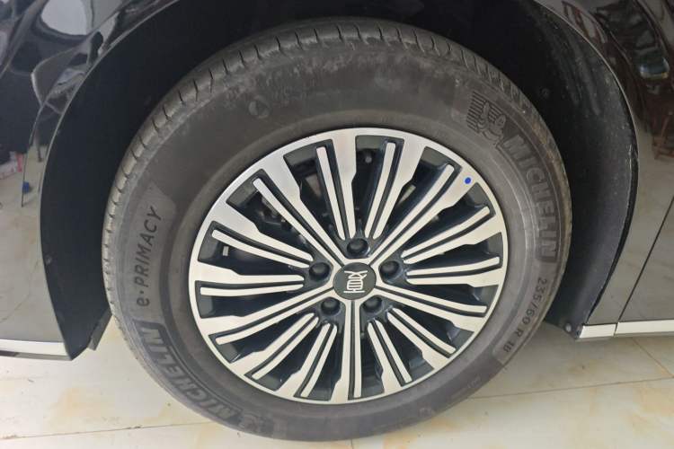 Used BYD Xia 2025 DM-i 1.5T 180km Beyond Edition
