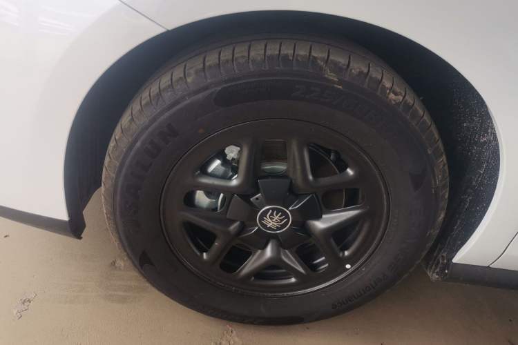 Used BYD Qin PLUS 2025 DM-i Smart Drive 55KM Leading Model
