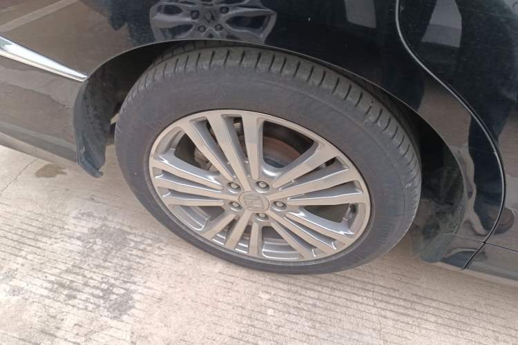 Used Honda Elysion 2016 2.4L Classic Edition
