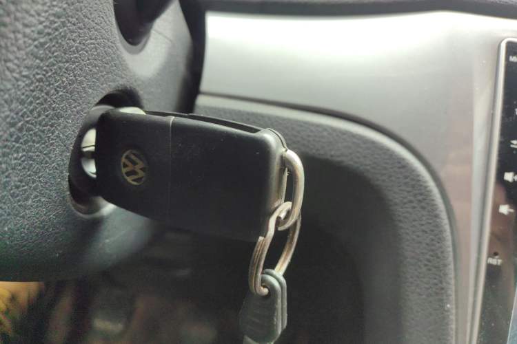 Used Volkswagen Lavida 2013 Revised Classic 1.6L Manual Fashion Edition