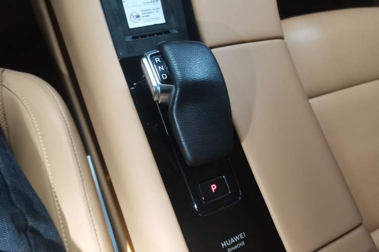 Used Hima AITO M5 2022 Extended-Range Four-Wheel Drive Performance Version
