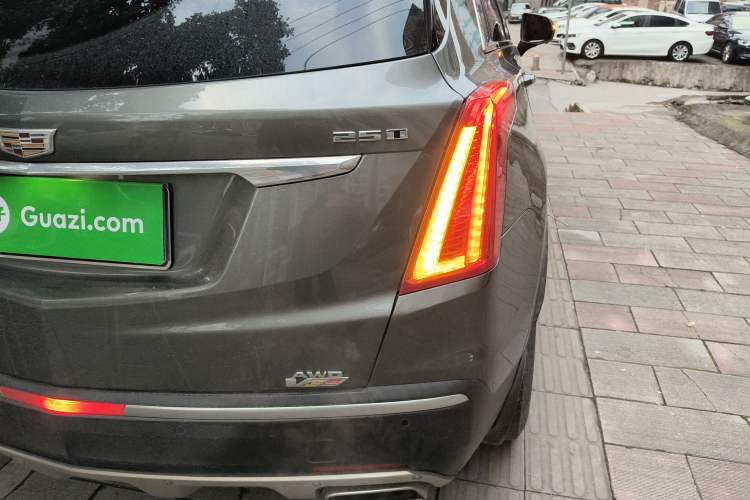 Used Cadillac XT5 2018 25T Luxury Model