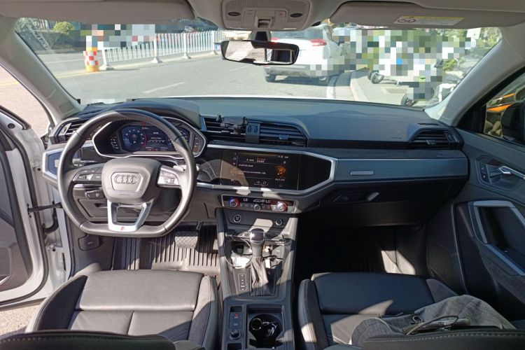 Used Audi Q3 Sportback 2020 40 TFSI Fashion Model
