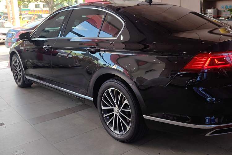 Used Volkswagen Magotan 2020 330TSI DSG Luxury Edition