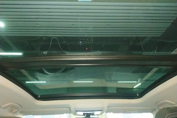 Used Volkswagen Passat 2024 380TSI Starry Dragon Edition
