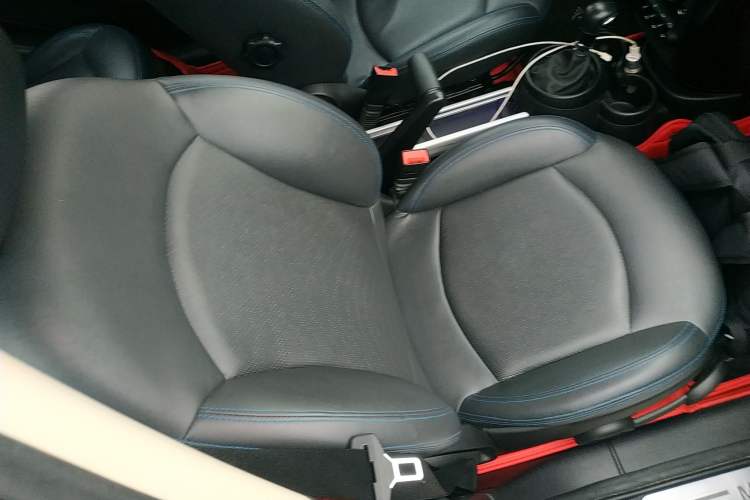 Used  Countryman 2014 1.6T COOPER ALL4 Fun
