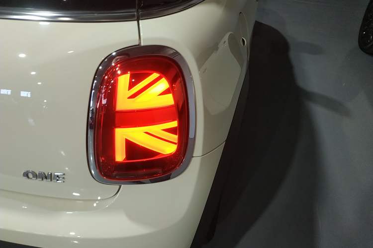 Used  MINI 2023 1.5T ONE
