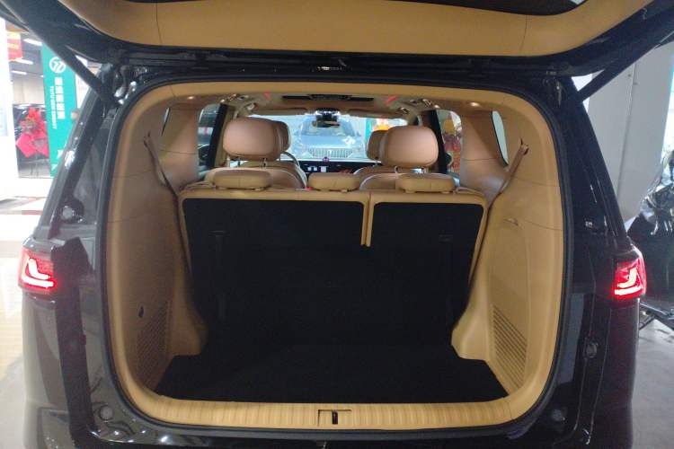 Used VOYAH Dream 2022 0-Carbon Edition Home+ Range Package 605 km