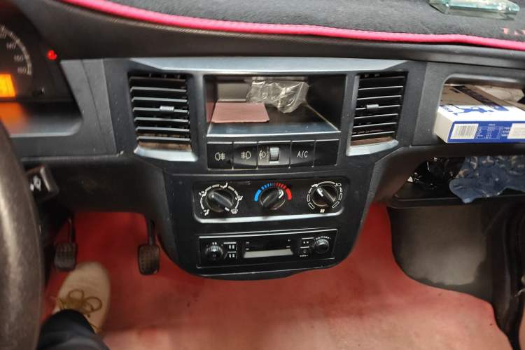 Used Wuling Zhiguang 2013 1.0L Practical Version