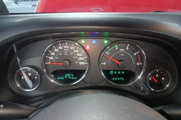 Used  Wrangler 2014 2.8TD Sahara Four-Door Edition