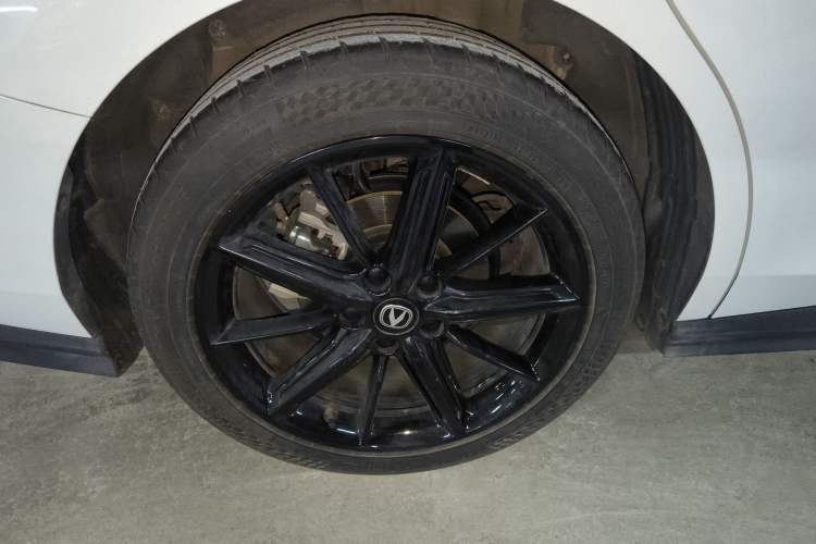 Used Changan UNI-V 2022 1.5T Prestige Version