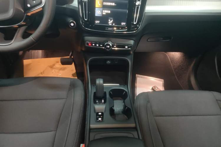 Used Volvo XC40 2021 T4 4x4 SmartDrive Fashion Edition
