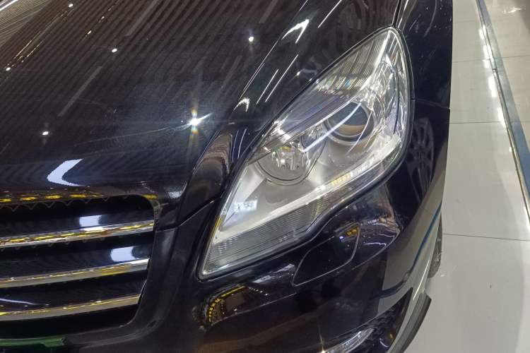 Used Mercedes-Benz R-Class 2017 R 320 4MATIC Business Edition Prestige Model