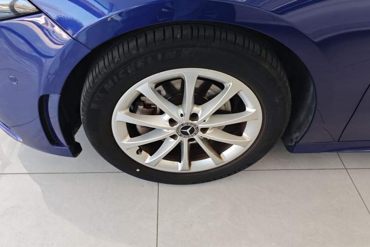 Used Mercedes-Benz A-Class 2020 Restyled A 200 L Sport Sedan Fashion Version
