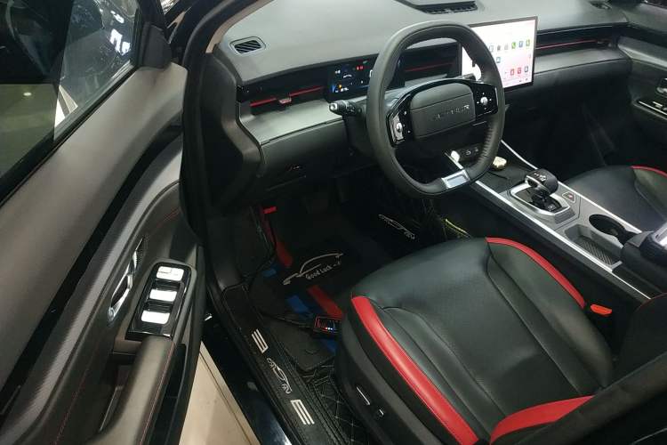 Used JETOUR Dashing 2024 1.5T DCT Longteng Edition PRO
