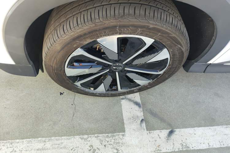 Used BYD Song PLUS New Energy 2024 Honor Edition EV 520km Premium Model