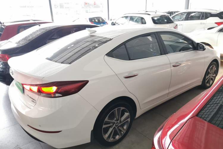 Used Hyundai Elantra 2016 1.6L Automatic ZhiXuan – Elite Version
