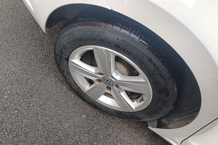 Used Volkswagen Lamando 2017 230TSI DSG Fashion Edition
