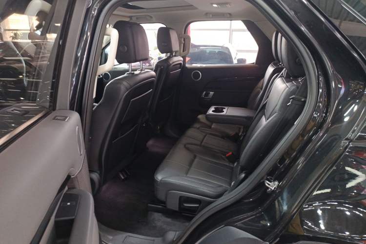 Used Land Rover Discovery 2017 3.0 SC V6 S