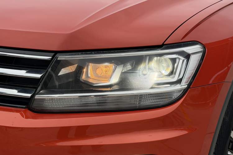 Used Volkswagen Tiguan L 2017 330TSI Automatic Two-Wheel Drive Luxury Edition