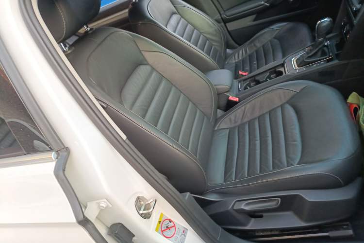 Used Volkswagen Lamando 2017 280TSI DSG Comfort Edition
