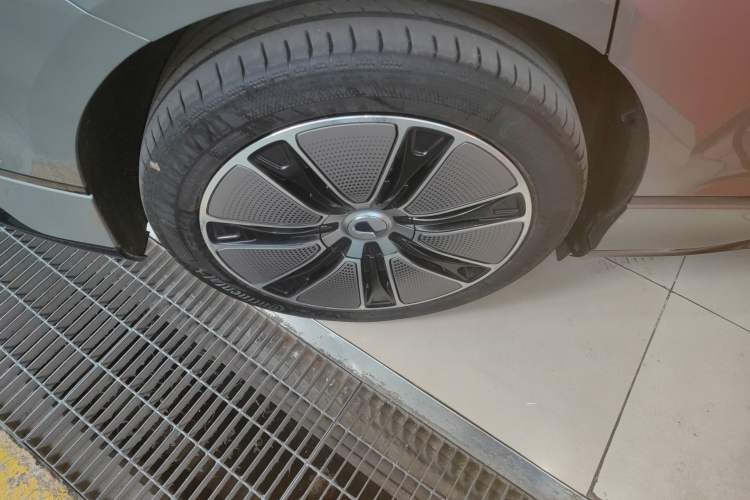 Used Denza Z9GT 2024 1100 Four-Wheel Drive Max Edition
