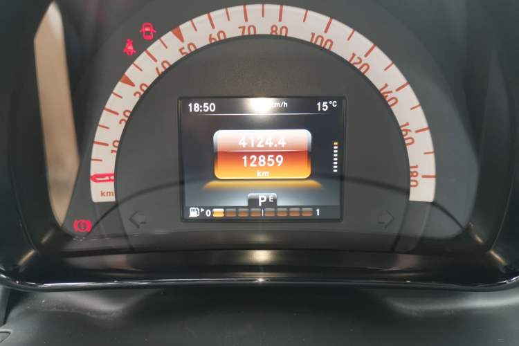 Used  fortwo 2019 0.9T 66kW Hardtop Wind Power Edition China VI
