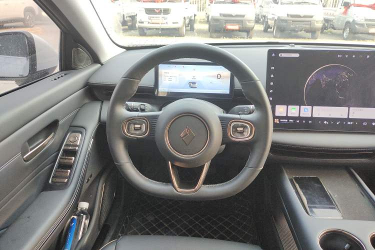 Used Baojun Enjoy 2025 All-Electric 600km Luxury Edition
