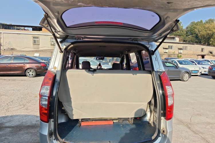 Used Wuling Hongguang 2015 1.5L S Basic Version China V Standard
