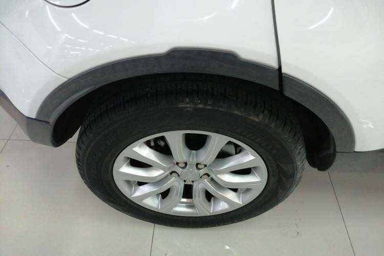 Used Land Rover Range Rover Evoque 2018 240PS PURE Style Edition
