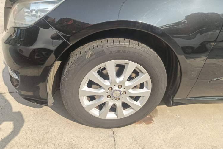 Used Mercedes-Benz R-Class 2011 R 300 L Business Model