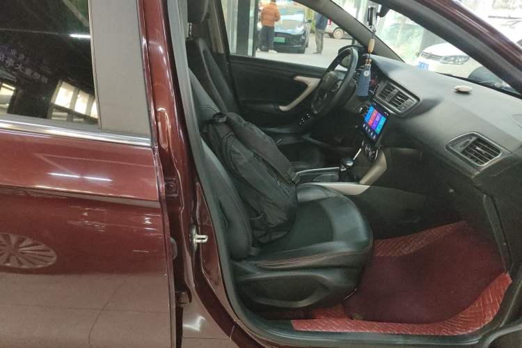 Used Citroen C3-XR 2015 1.6L Automatic Pioneer Model
