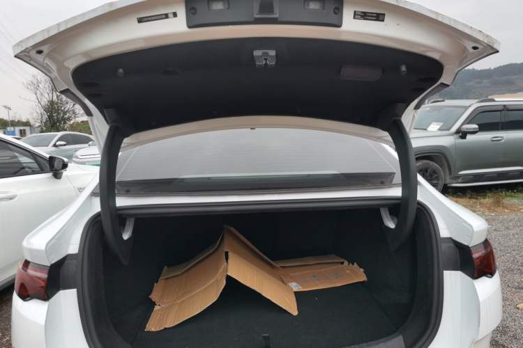 Used BYD Qin L 2025 EV 545KM Beyond Version
