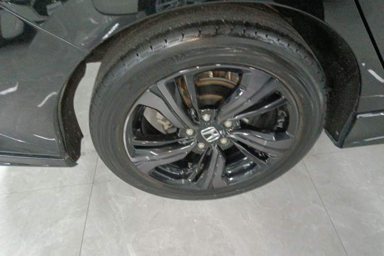 Used Honda Civic 2021 HATCHBACK 220TURBO CVT Dynamic Control
