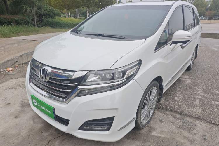 Used Honda Elysion 2016 2.4L Comfort Edition
