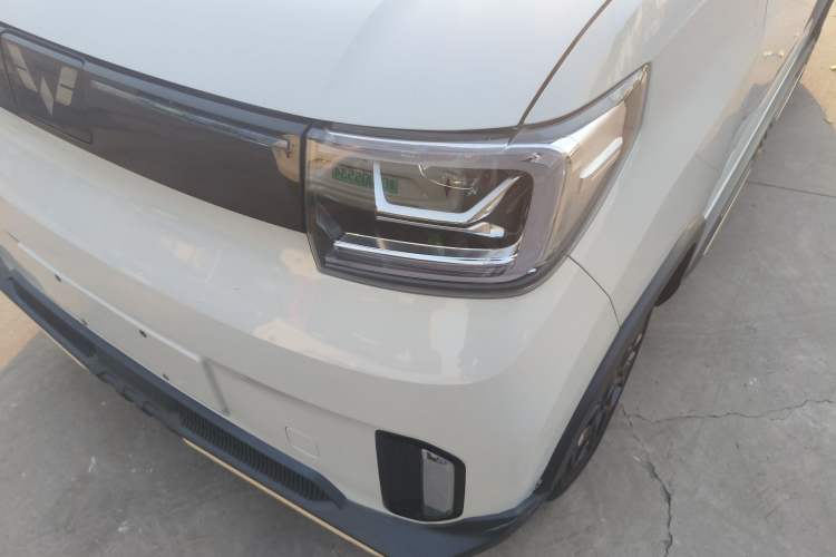 Used Wuling Hongguang MINIEV 2022 GAMEBOY 200km Gaming Edition with Lithium Iron Phosphate
