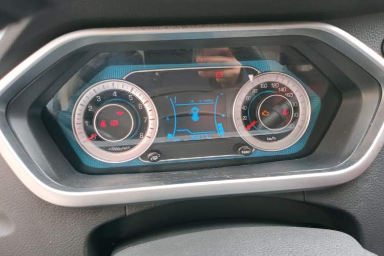 Used FAW Yingzhi G3 2016 G3S 1.5L Manual Elite Edition
