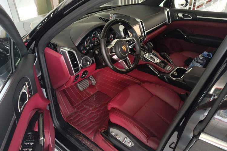 Used Porsche Cayenne 2015 3.6L automatic transmission U.S. specification
