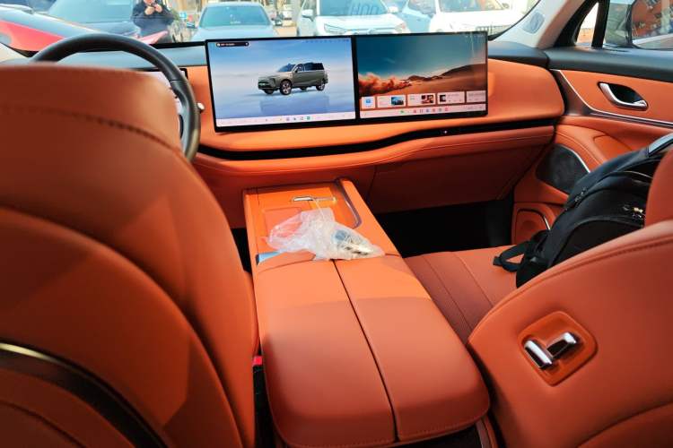 Used Wey Lanshan 2025 Four-Wheel Drive Ultra
